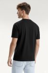 t-shirt-man-a-hanger-front-zoom1-black-5709.jpg