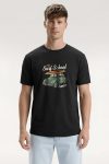t-shirt-man-a-hanger-front-zoom1-black-5740.jpg