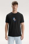 t-shirt-man-a-hanger-front-zoom1-black-5765.jpg
