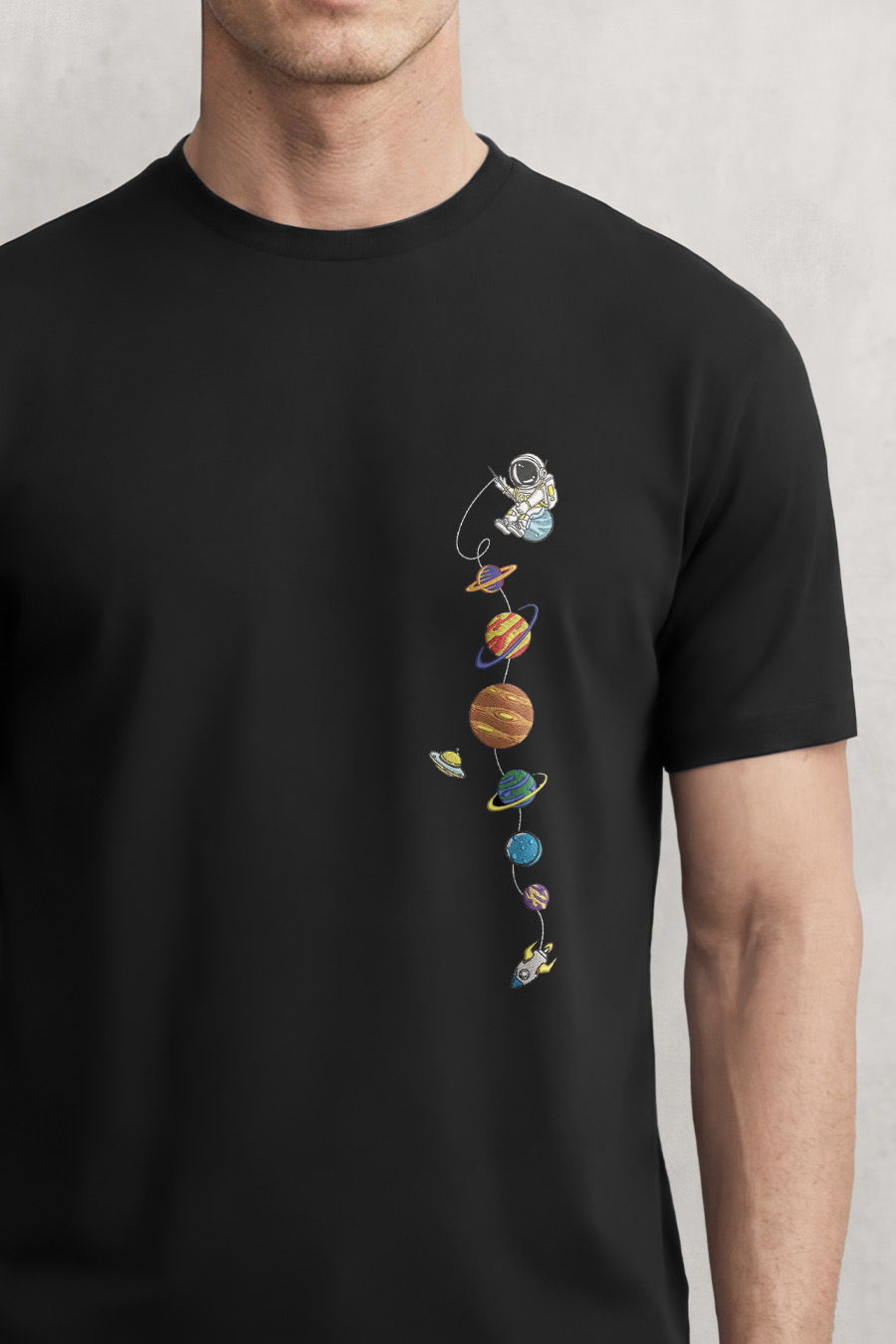 t-shirt-man-a-g5-front-zoom3-black-5712.jpg