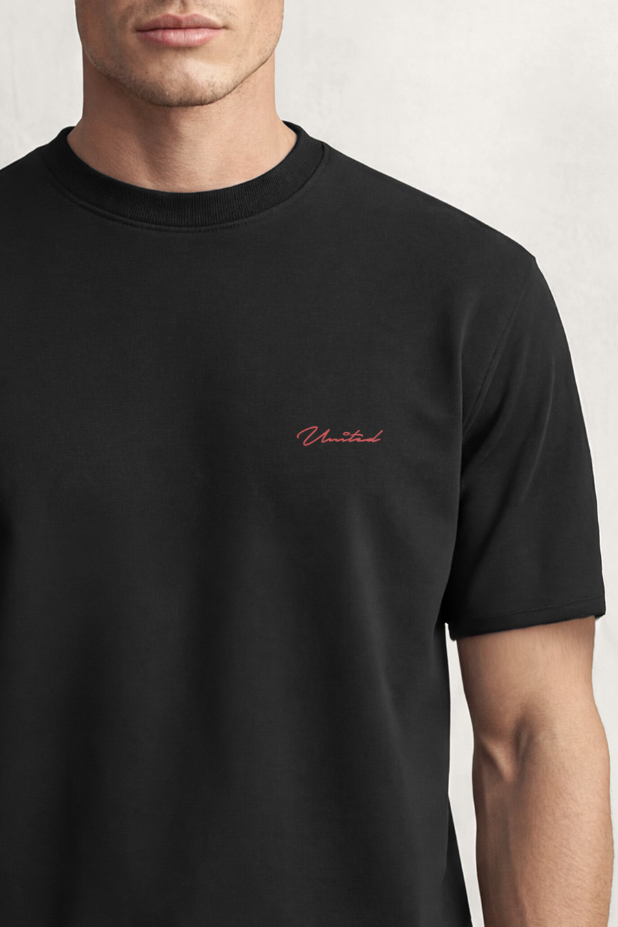 t-shirt-man-a-g7-front-zoom3-black-5829.jpg