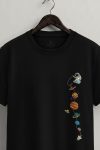 Galaxy Charm Chain,T-Shirt σε Μαύρο Χρώμα