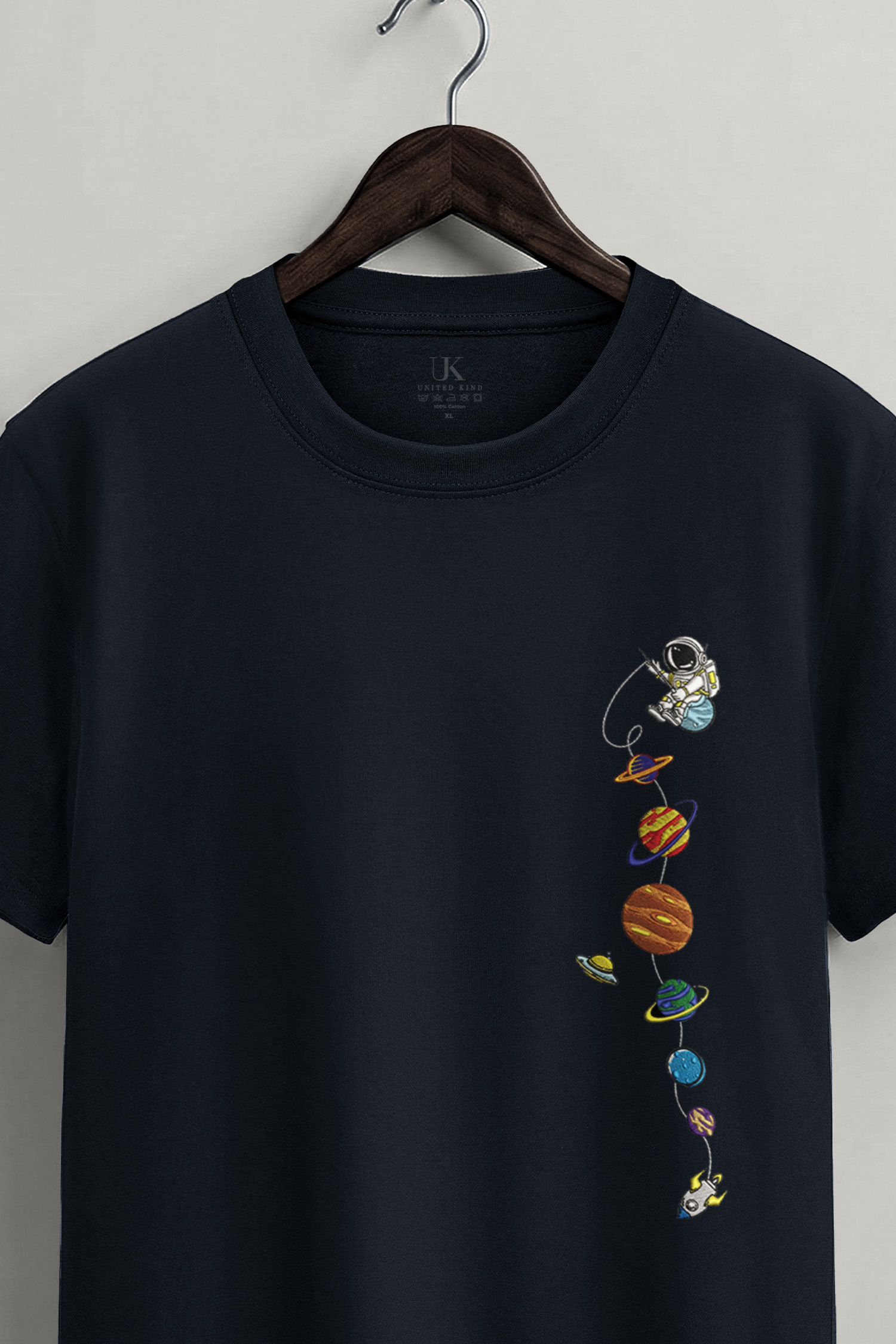 t-shirt-man-a-hanger-front-zoom1-blue-5712.jpg