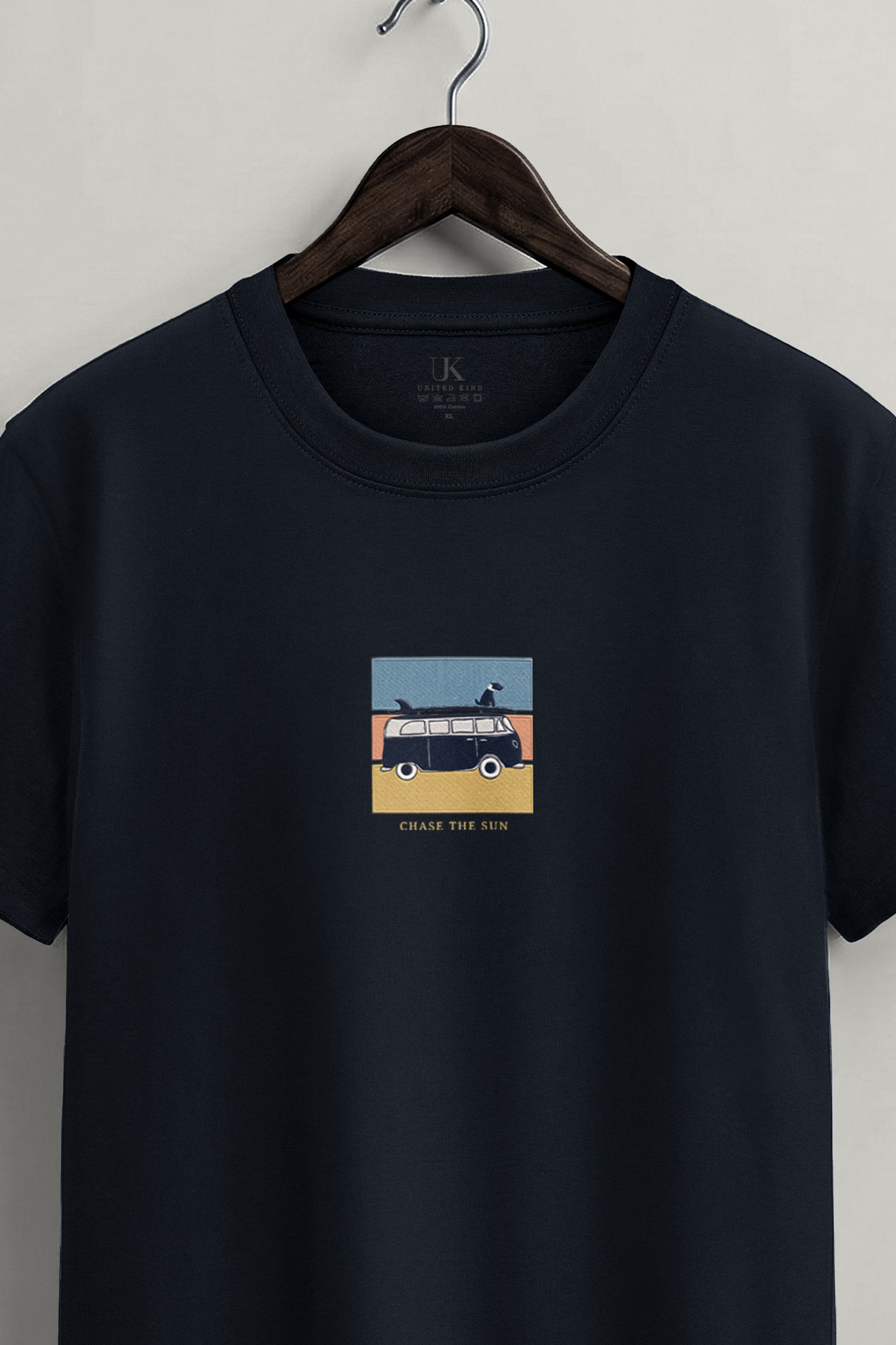 t-shirt-man-a-hanger-front-zoom1-blue-5717.jpg