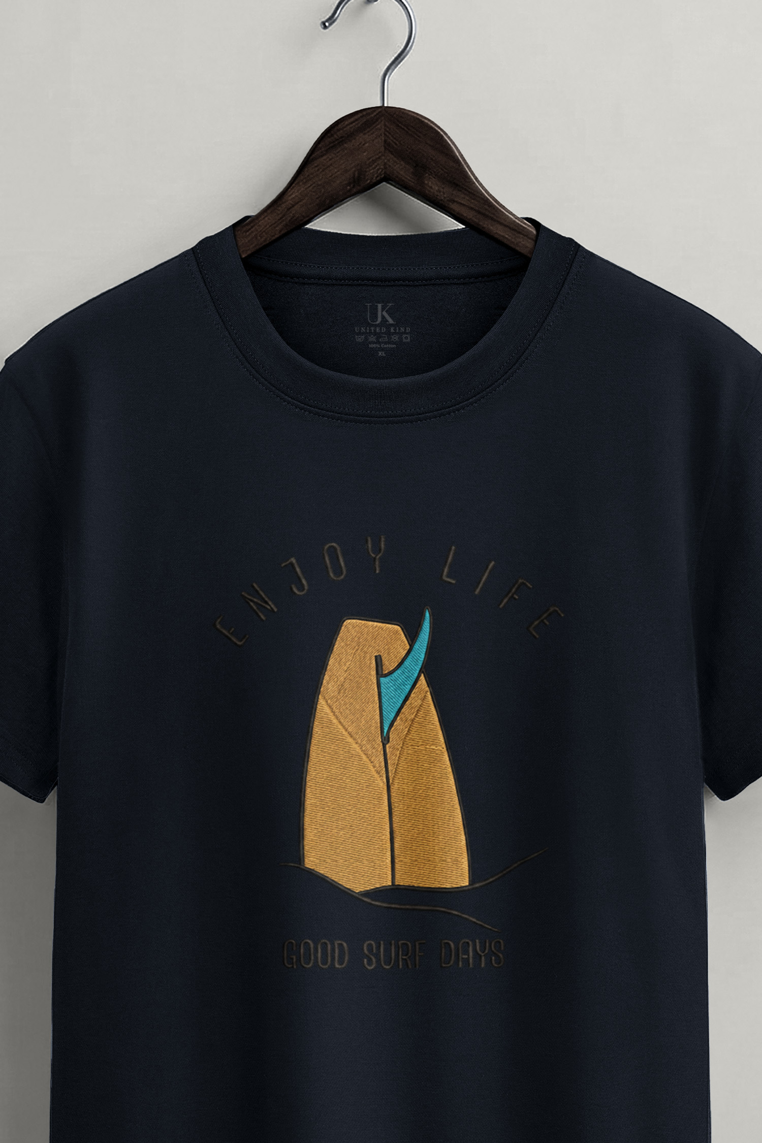 t-shirt-man-a-hanger-front-zoom1-blue-5785.jpg