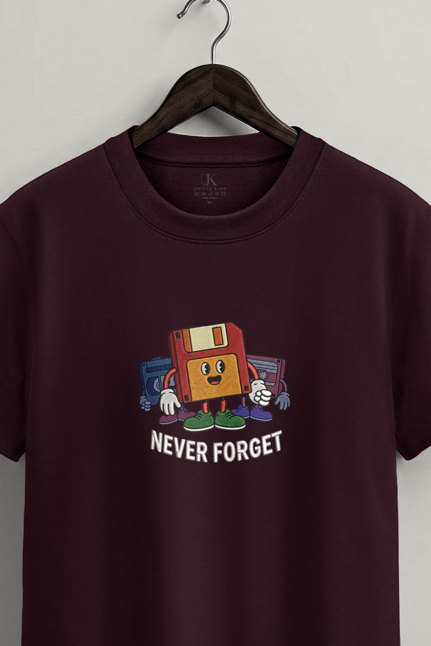 t-shirt-man-a-hanger-front-zoom1-burgundy-5710.jpg