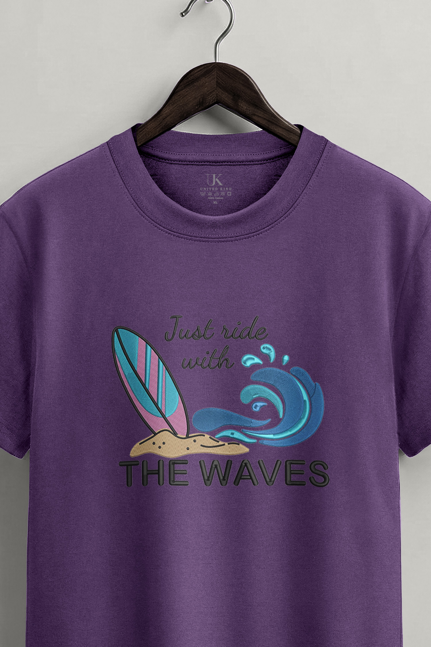 t-shirt-man-a-hanger-front-zoom1-purple-5730.jpg