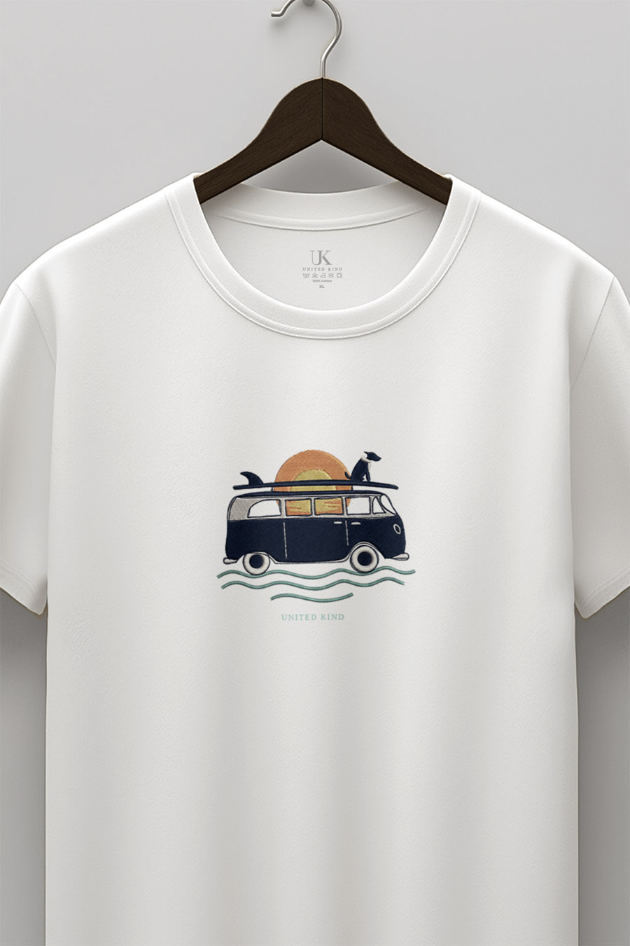 t-shirt-man-a-hanger-front-zoom1-white-5729.jpg