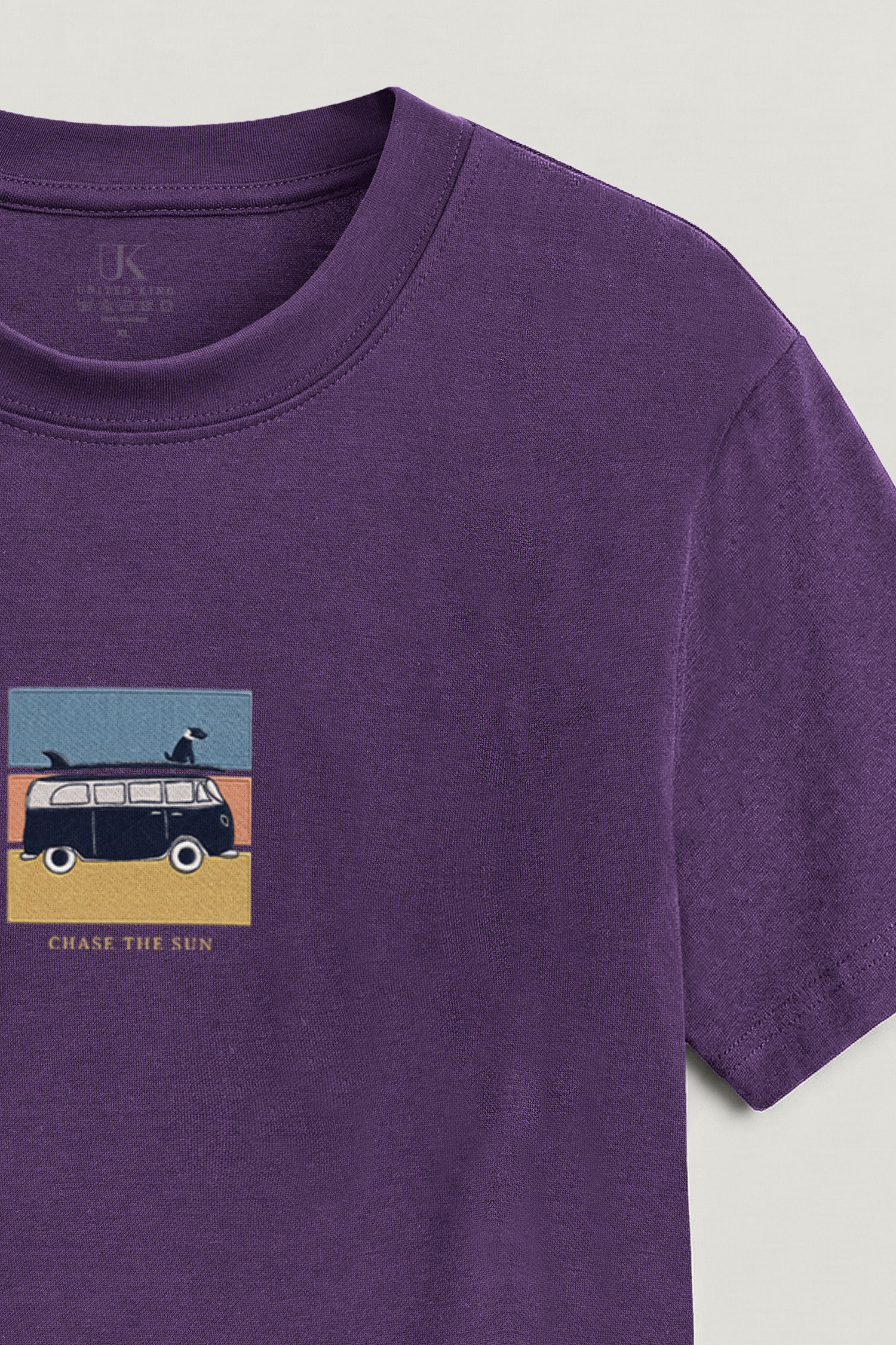 t-shirt-man-a-hanger-front-zoom4-purple-5717.jpg