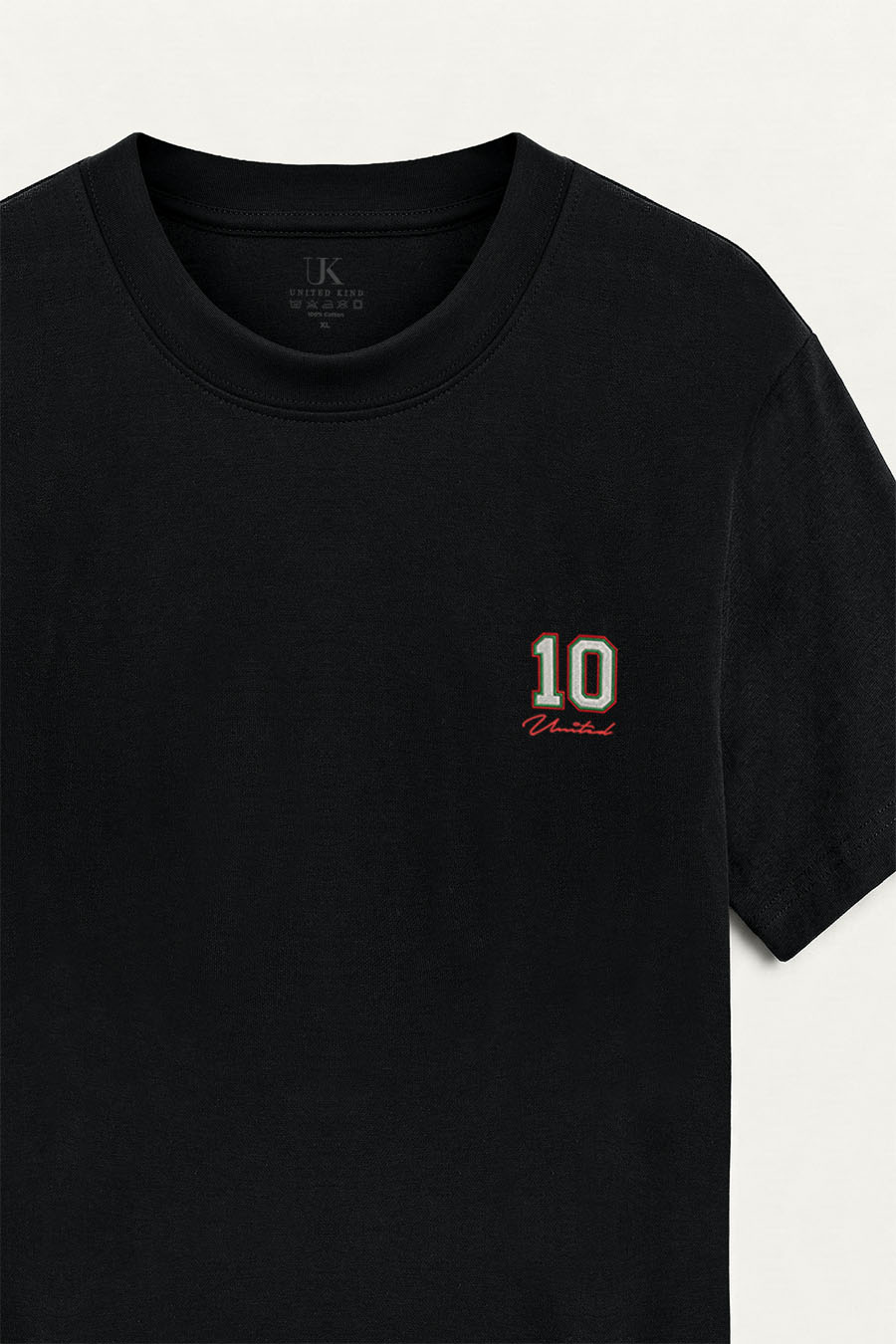 t-shirt-man-a-hanger-front-zoom5-black-5850.jpg