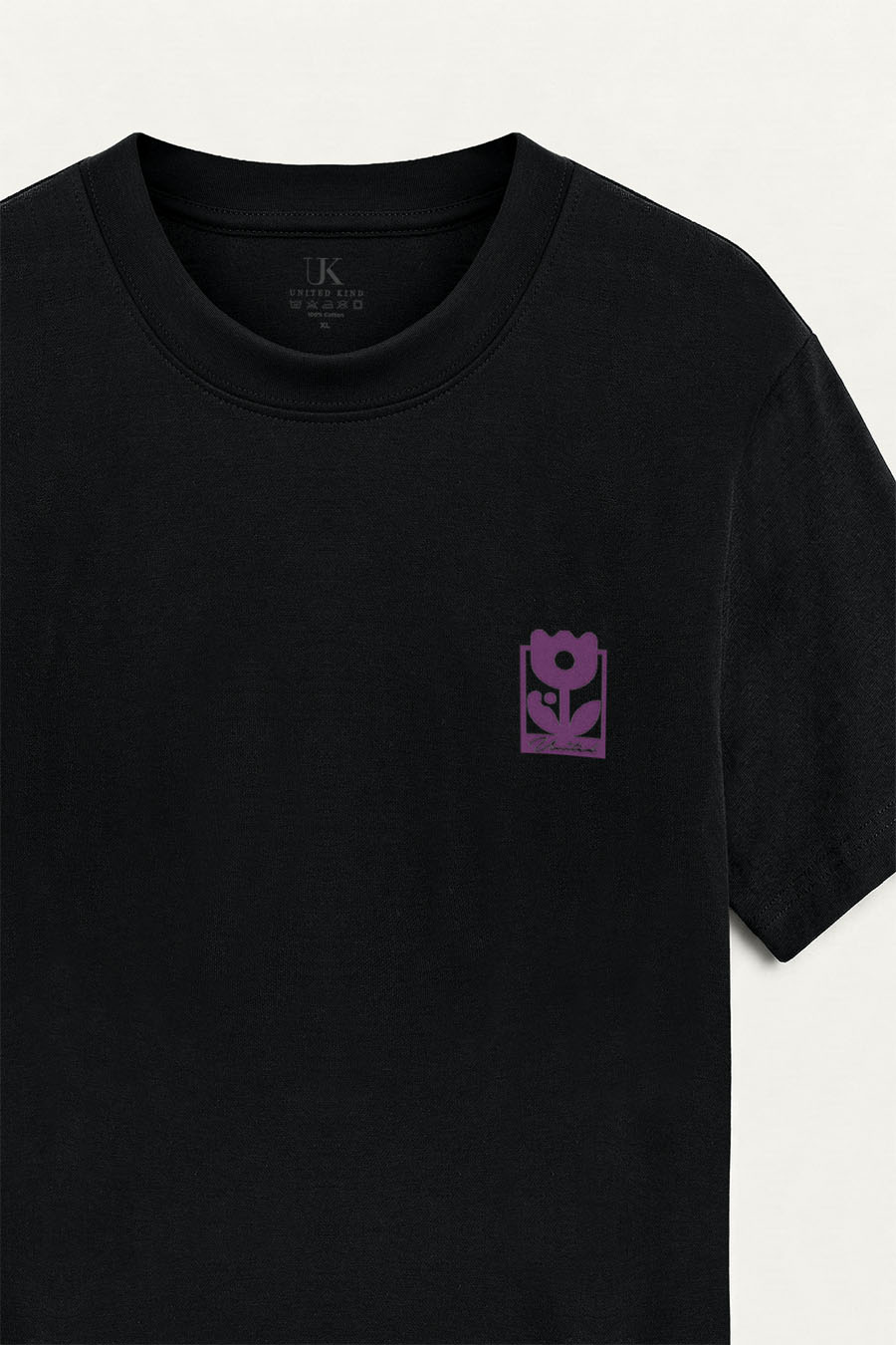 t-shirt-man-a-hanger-front-zoom5-black-5860.jpg