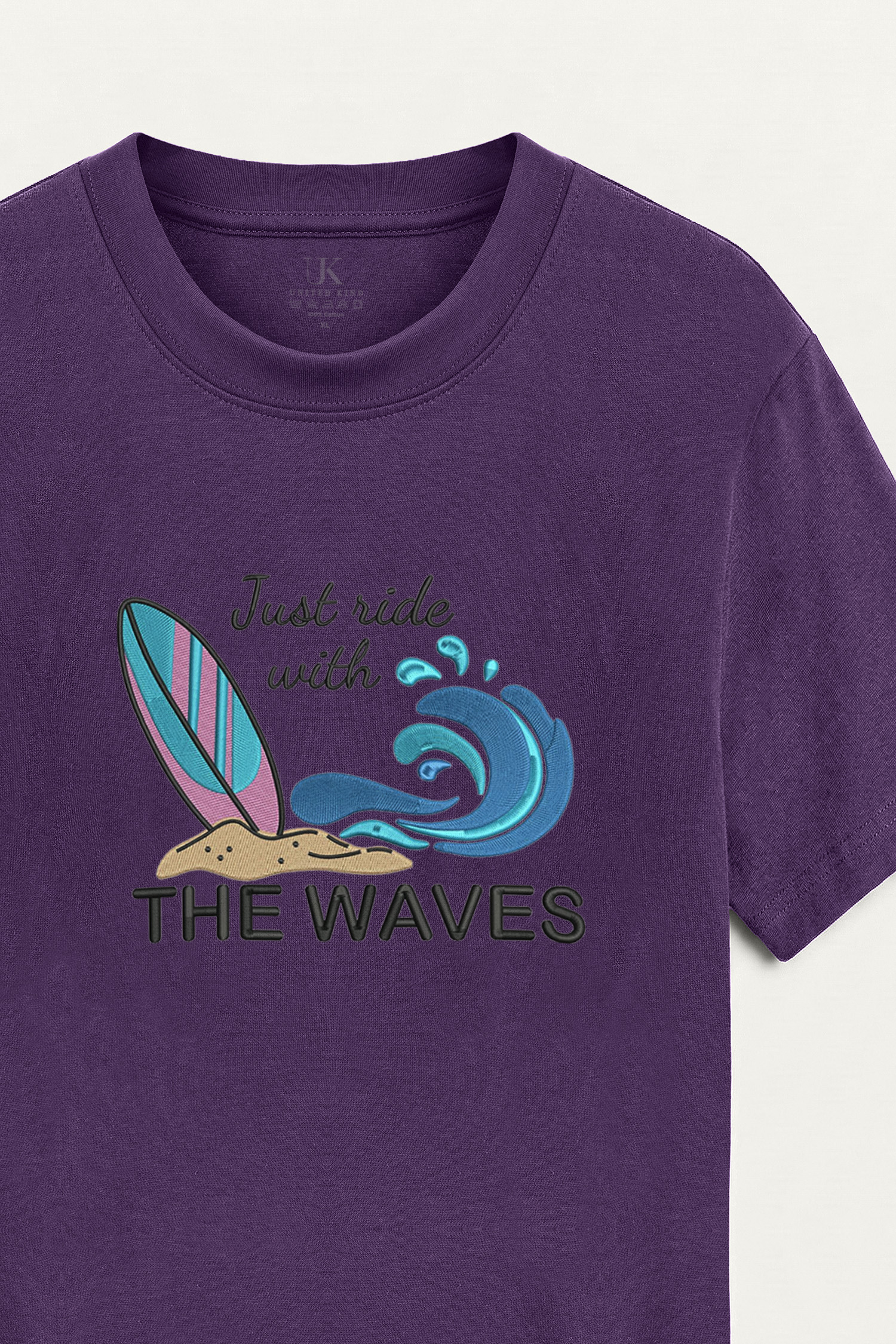 t-shirt-man-a-hanger-front-zoom5-purple-5730.jpg