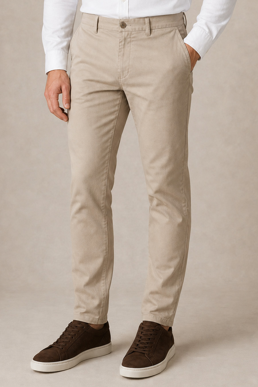4-basic-set-d-leuko-poukamiso-beige-panteloni-chino