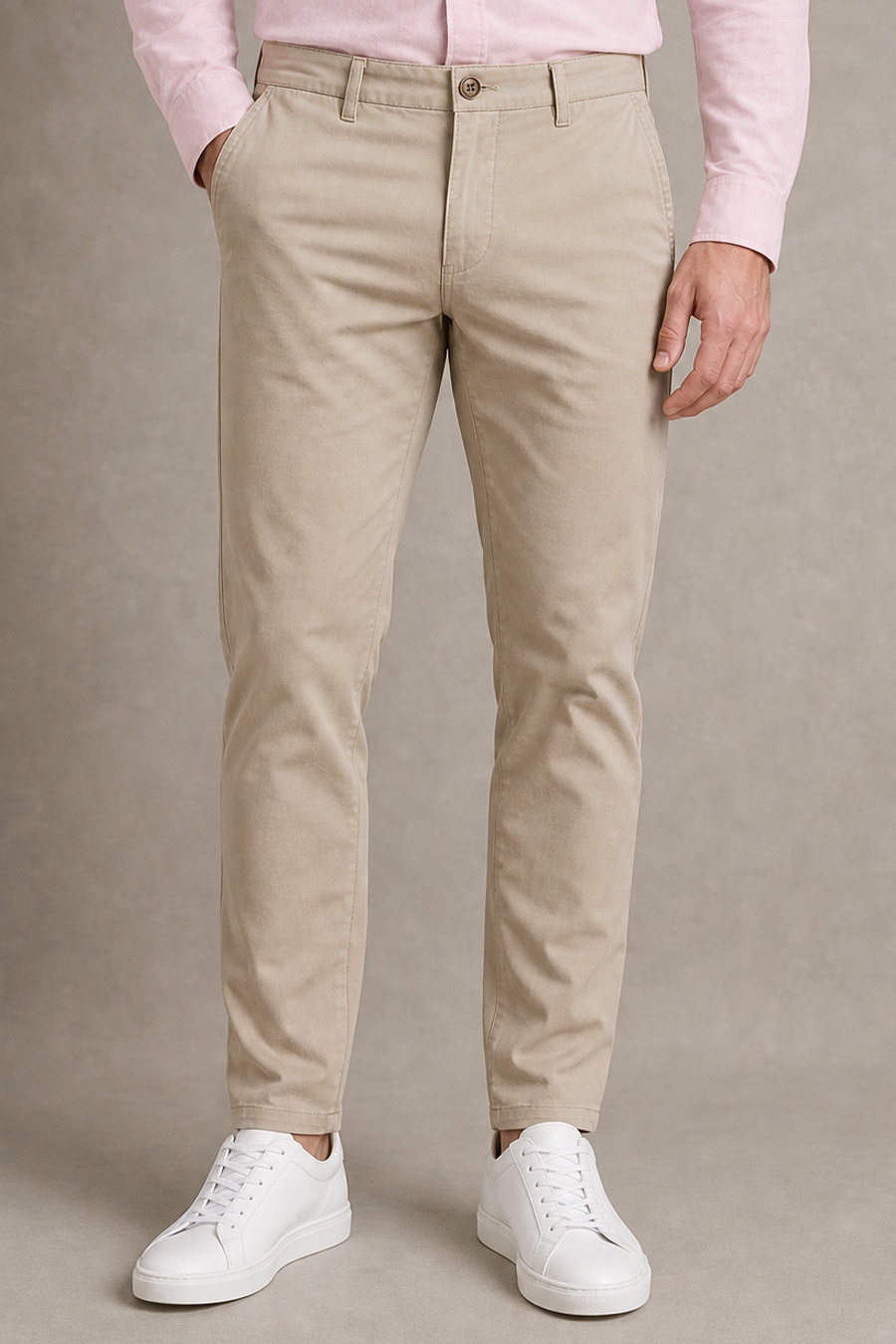 4-basic-set-d-roz-poukamiso-beige-panteloni-chino