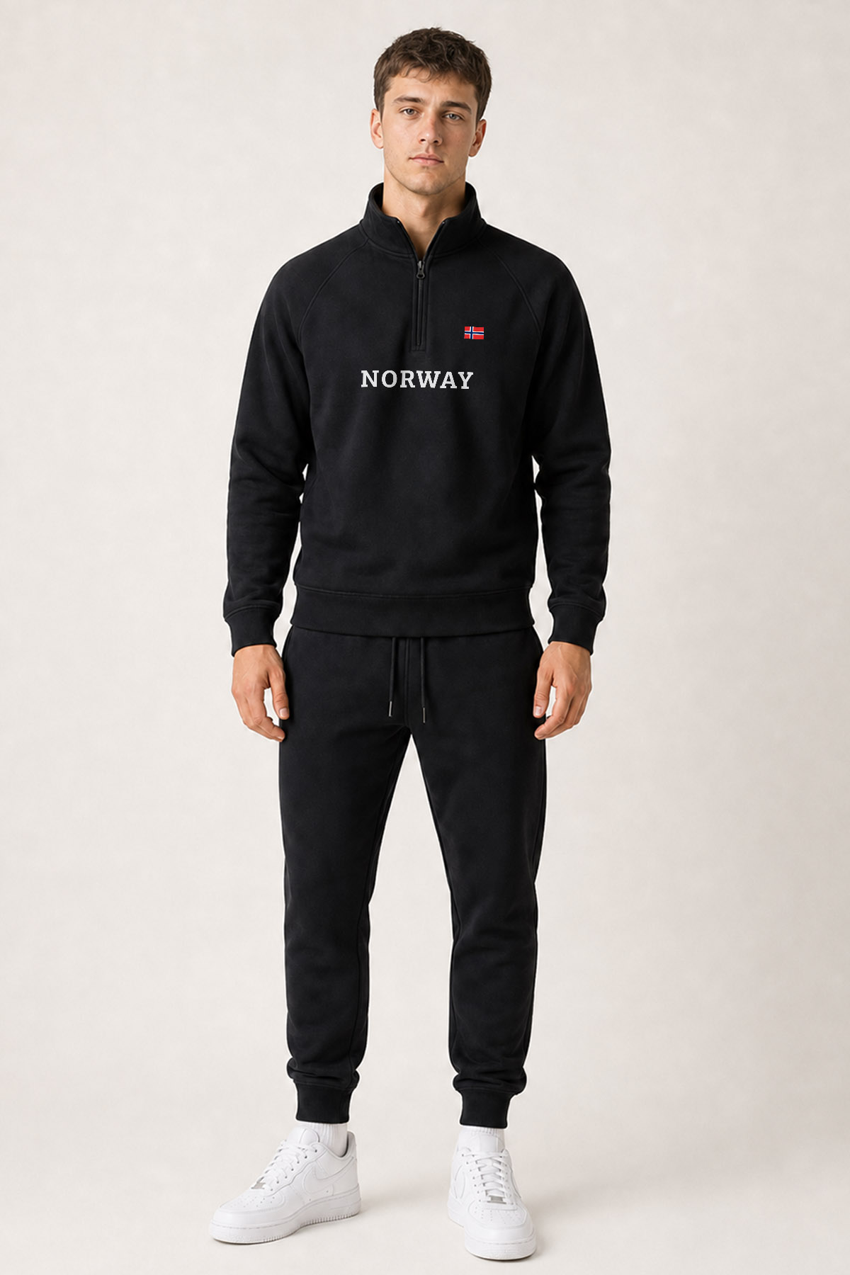halfzip-man-a-g34-front-full-black-6095.jpg