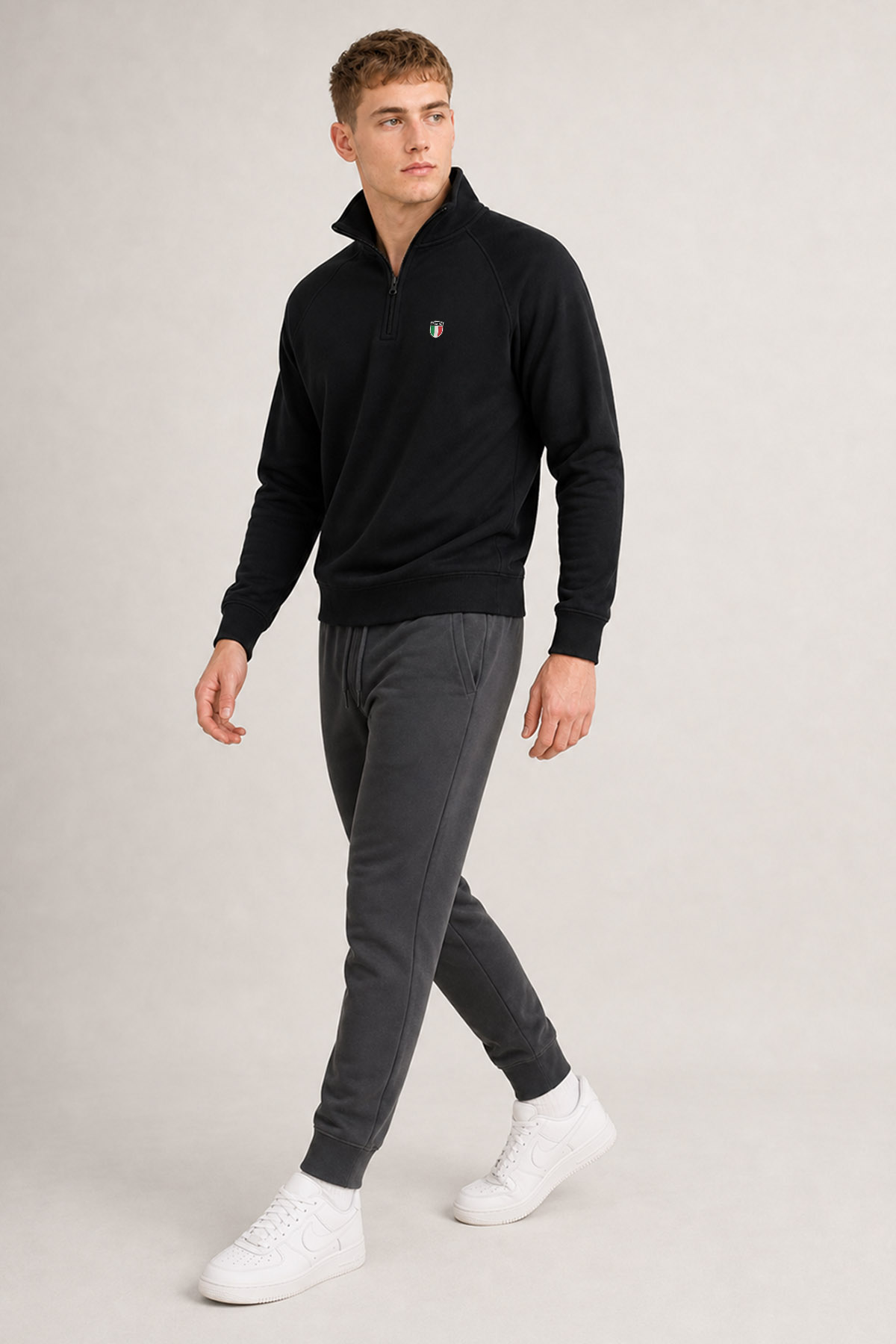 halfzip-man-a-g36-front-full-black-6089.jpg
