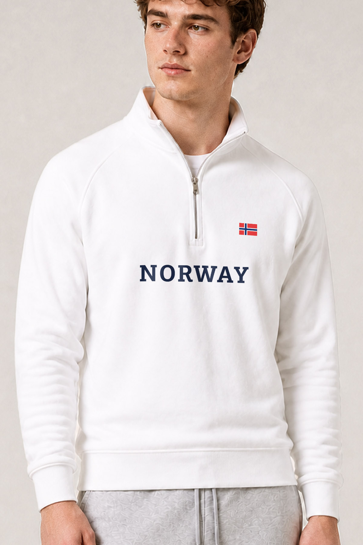 halfzip-man-a-g42-front-zoom2-white-6095.jpg