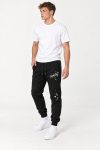 panteloni-jogger-andriko-a-g1-place-1-black-6023.jpg