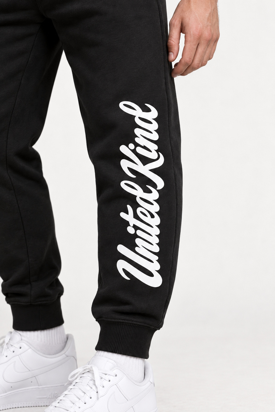panteloni-jogger-andriko-a-g1-place-5-black-6028.jpg