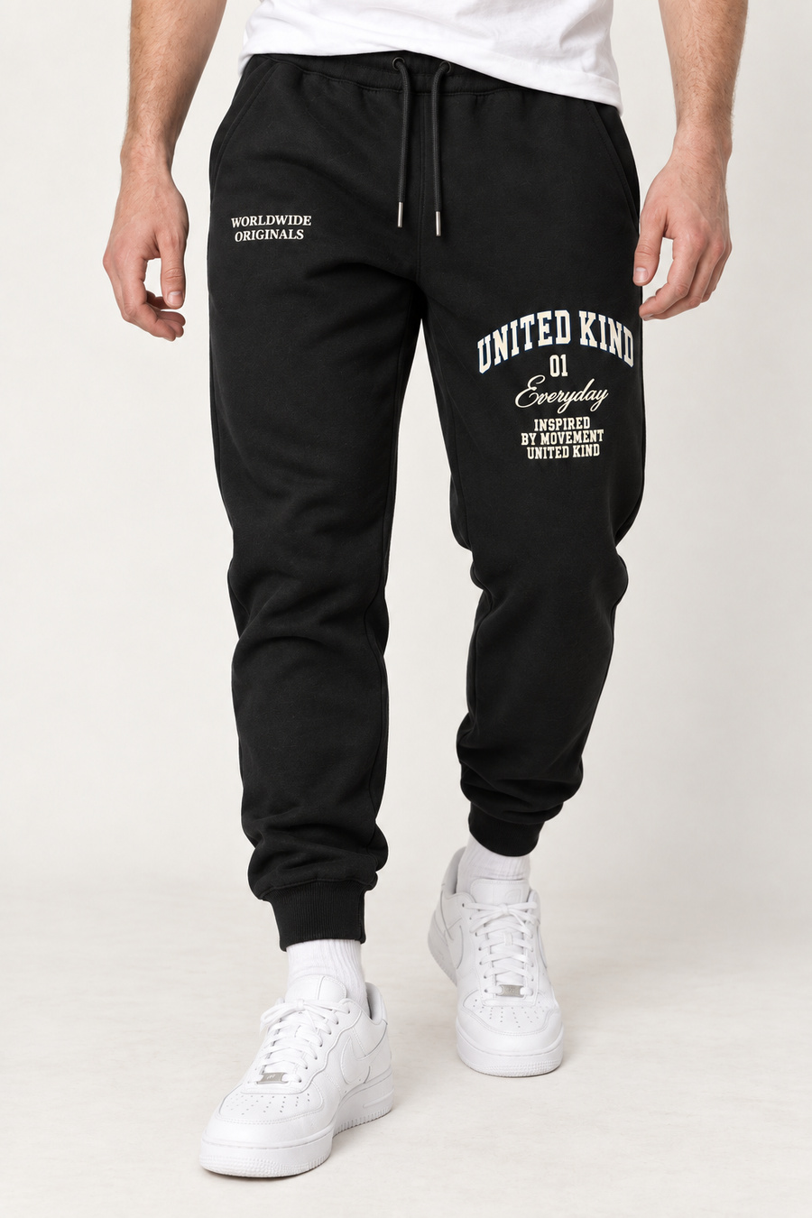 panteloni-jogger-andriko-a-g1-place-5-black-6042.jpg